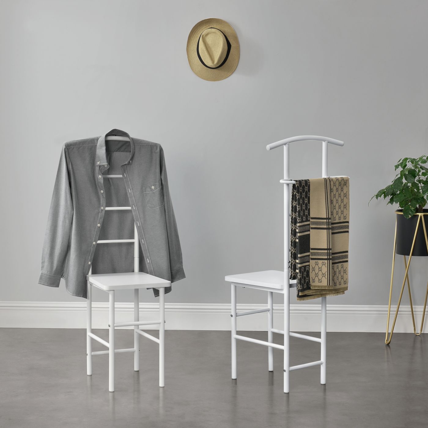 omvang Van Onderdrukken Dressboy kledingrek stoel 107x45x45 cm metaal en MDF wit | premiumXL